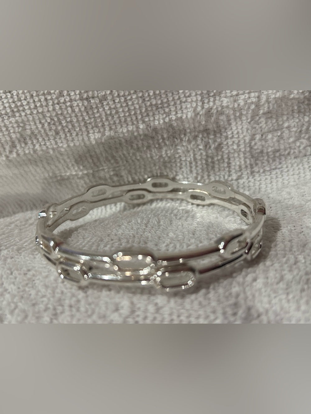 Pair of Silver Tone Linked Bangle Bracelet - Women Jewelry